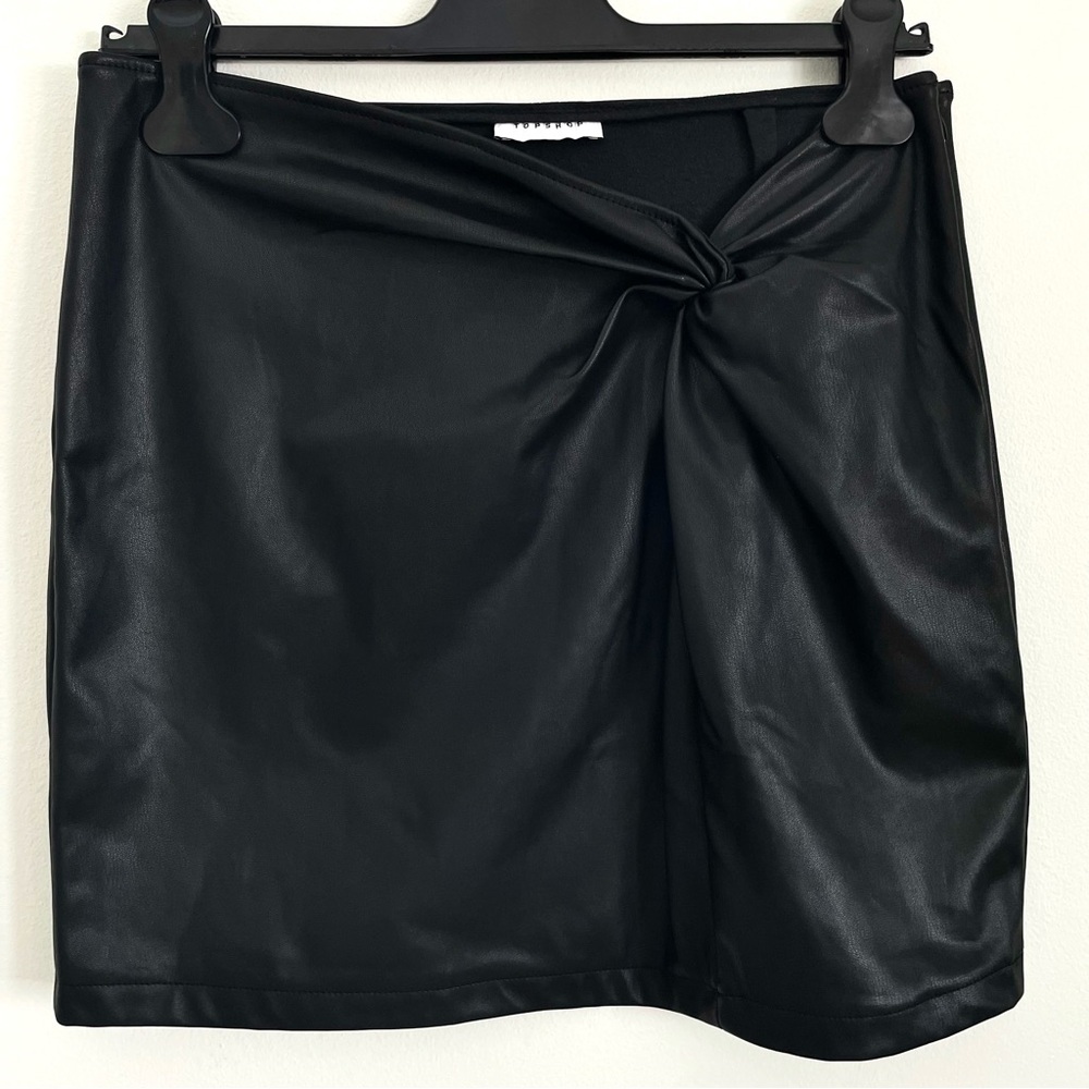 Topshop Leather Look Side Twist Mini Skirt In Black Size 8 EUC - Picture 4 of 11